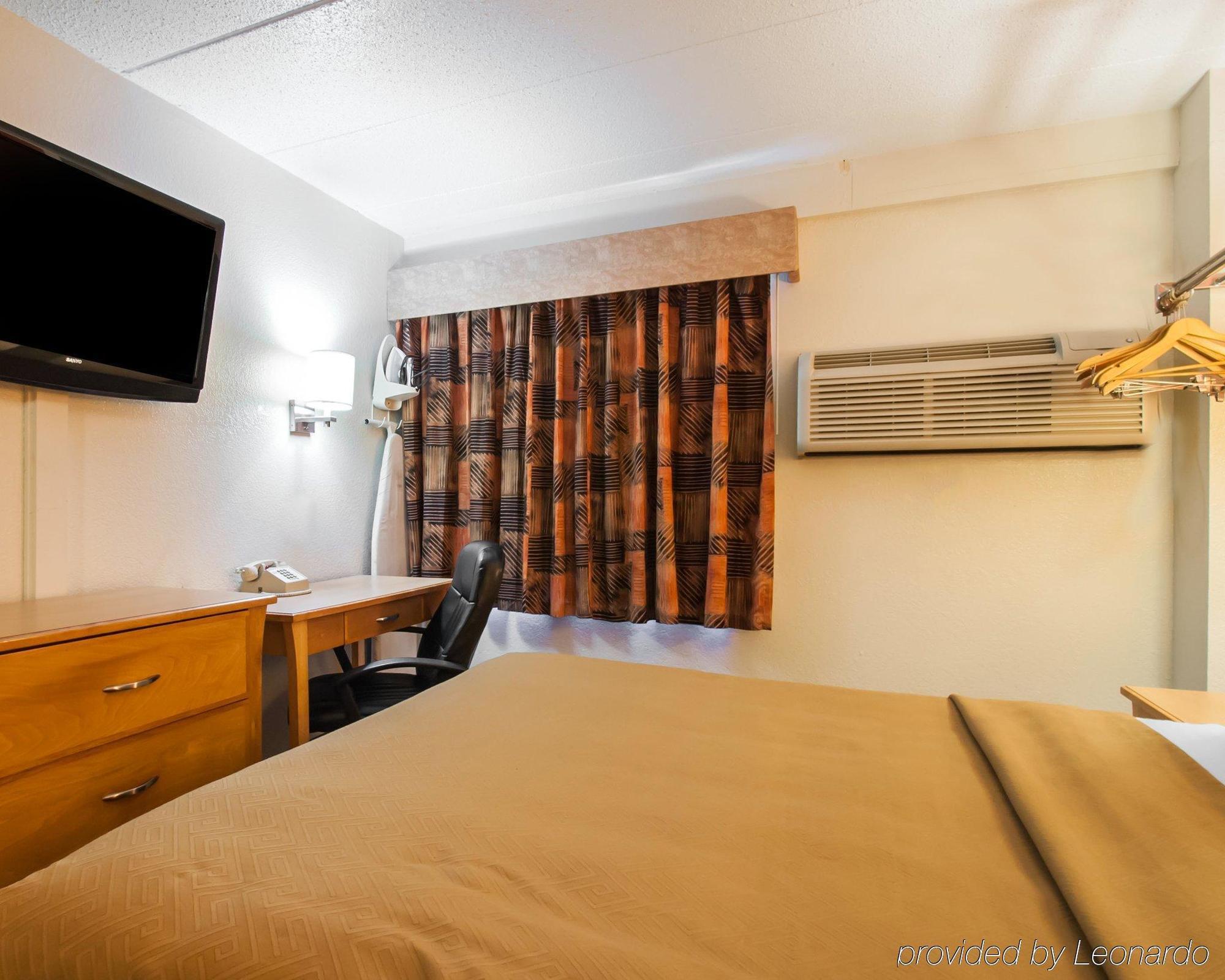 Econo Lodge Kansas City Downtown North Extérieur photo